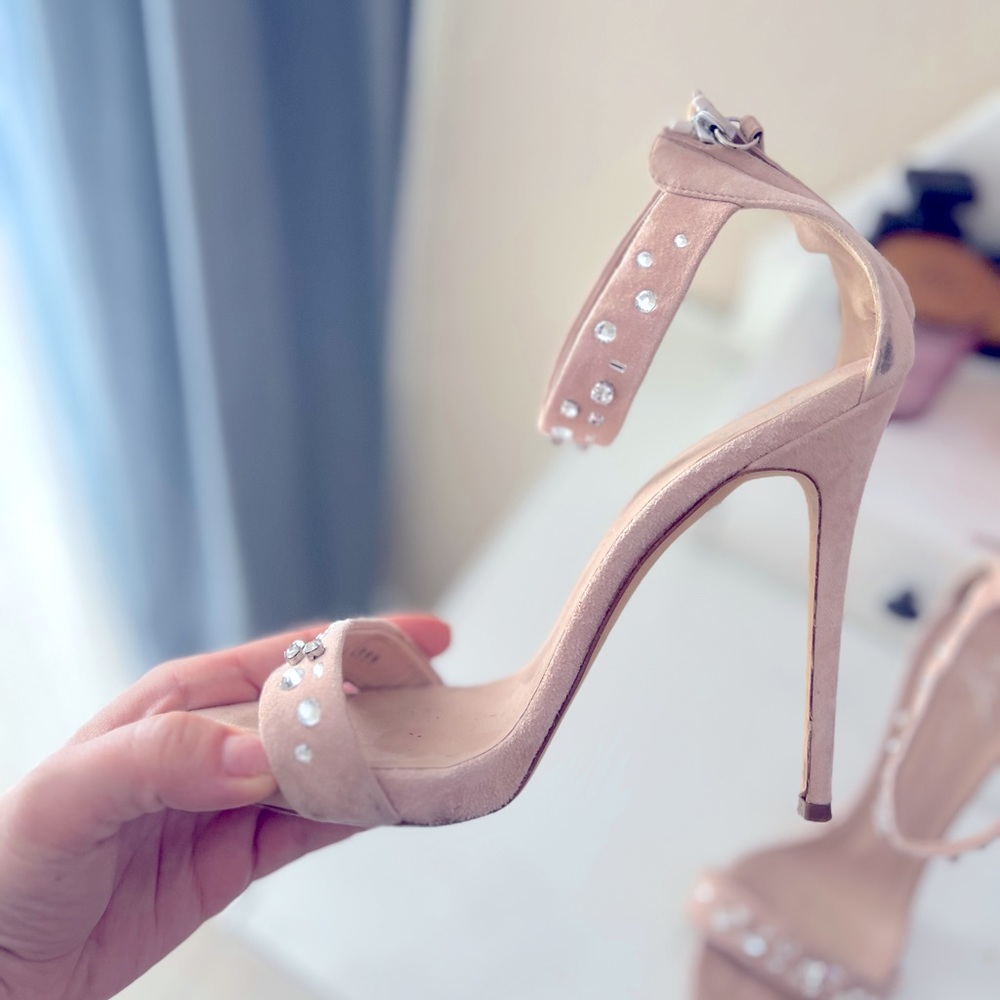Sandals - Picture 2 of 2
